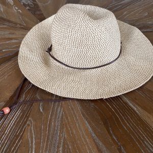 Solar Escape Women’s Sun Hat